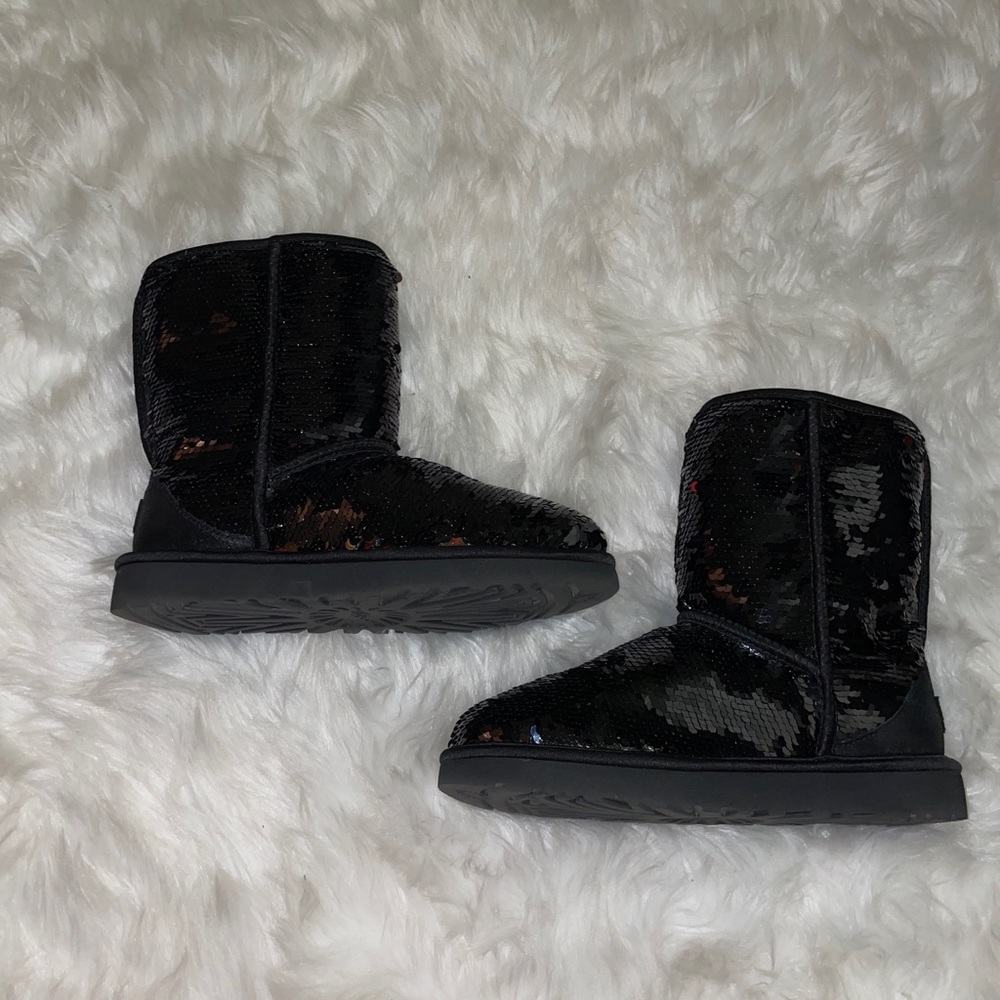 Ugg Boots Black Classic Boot Sequins Sparkly Sz 7